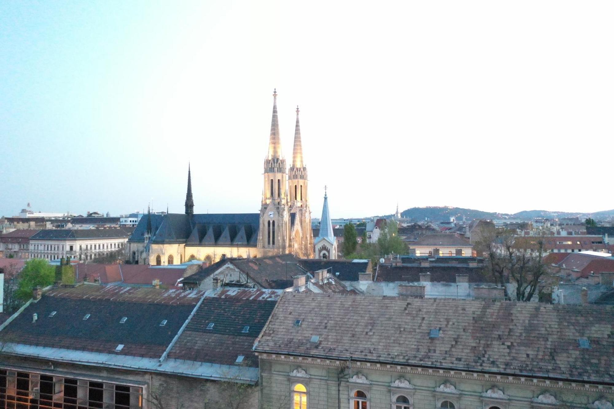 In Budapest Apartments Hotel ภายนอก รูปภาพ
