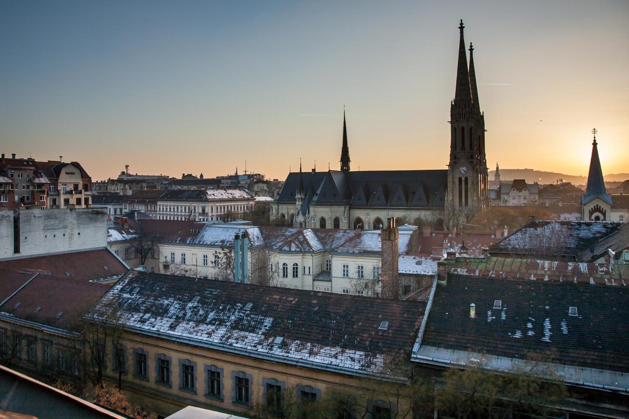 In Budapest Apartments Hotel ภายนอก รูปภาพ
